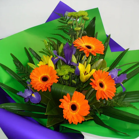 Vibrant Bouquet Bunches Bows Florist Shop 9 Albion Place Dunedin 9016 New Zealand